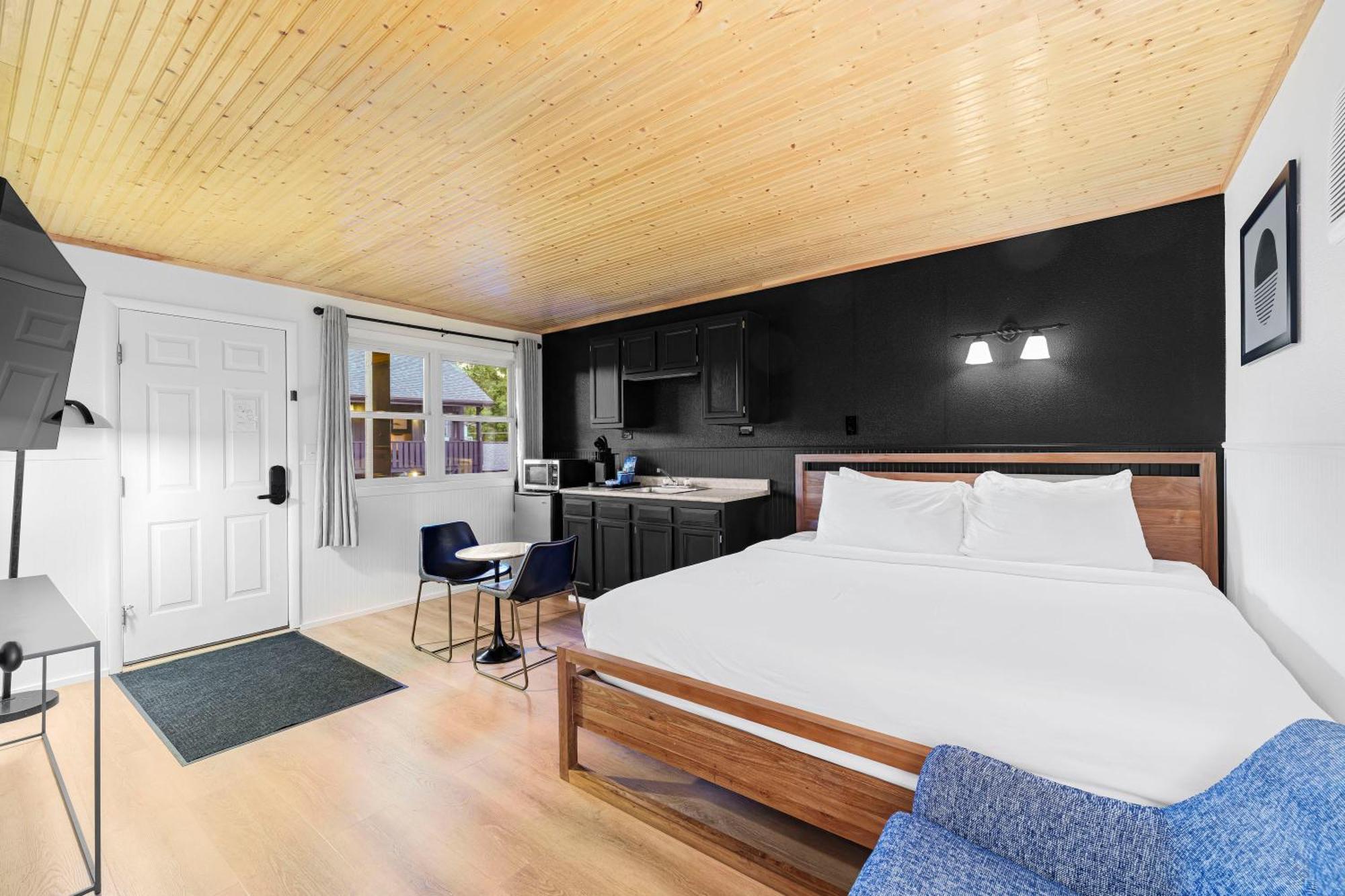 Placid Bay Hotel Lake Placid Exterior photo